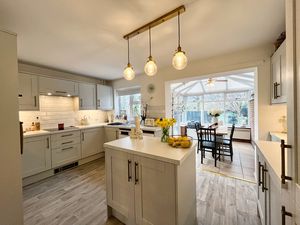 Photo 39- click for photo gallery